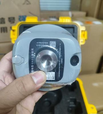 CHCNAV I76/X13 GNSS receiver  High Precision Measurements and Data Collection with Hi-target GPS L5 SBAS WAAS/EGNOS/MSAS Surveying Equipment