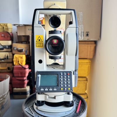 Zuid merk Elektronisch Digitaal Theodoliet NT-023 ±1 boogminuten Compensator Instelling nauwkeurigheid Elektronisch Digitaal Theodoliet Essentieel voor nauwkeurige constructie en landmeting
