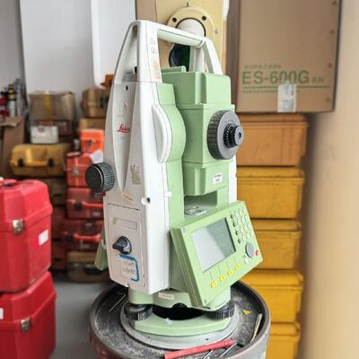 Leica TS09 Total Station met IP66 stof- en waterbestendigheid 1000 m geen prismaafstand en 0,6 s grove precisie